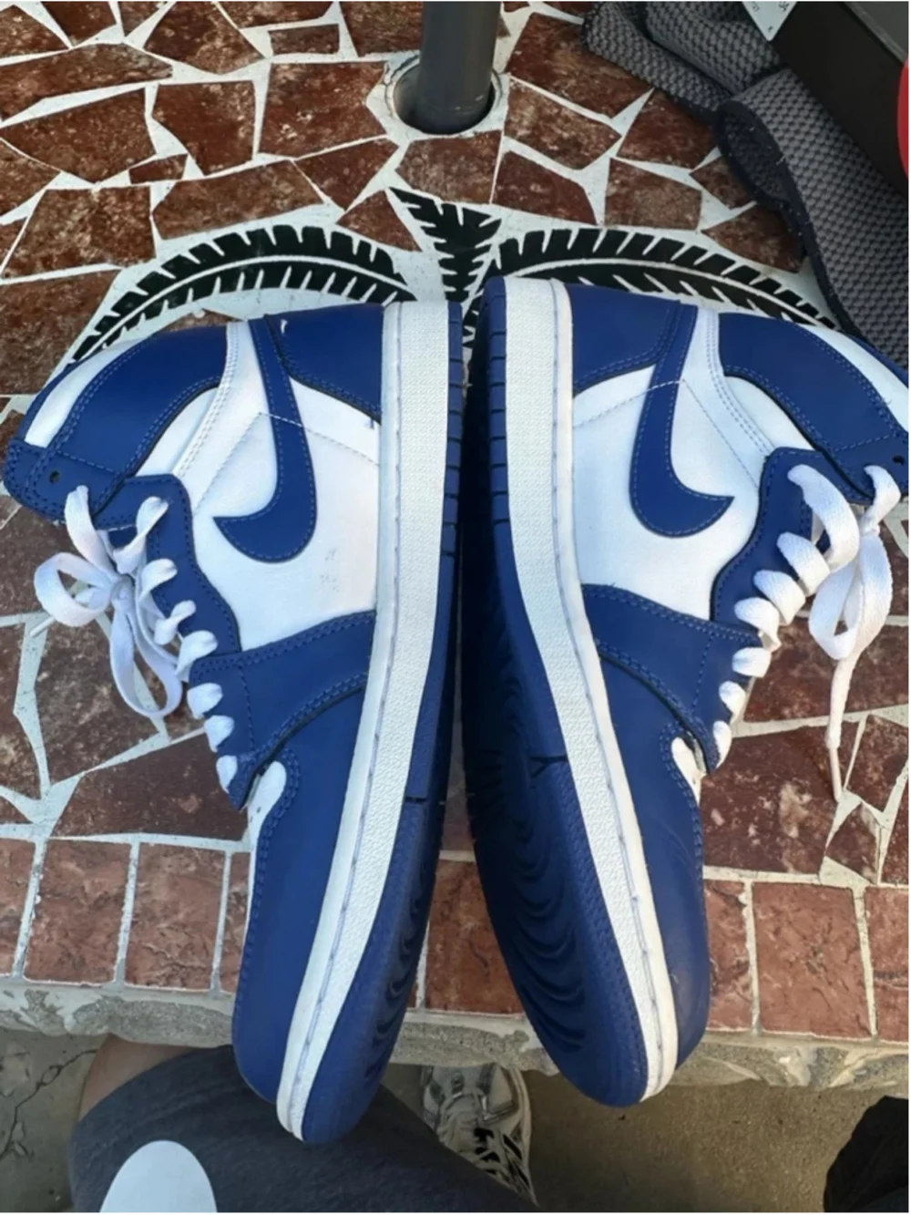 Nike Air Jordan retro 1 size 8 Storm Blue 555088-127